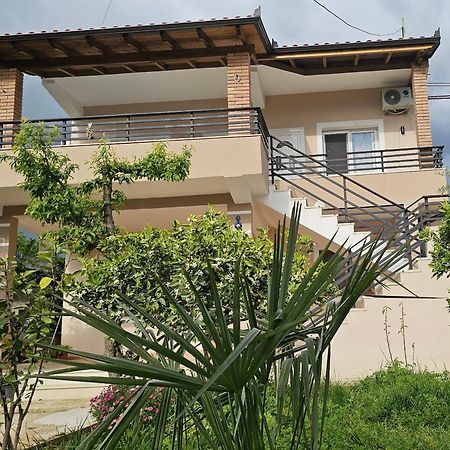 Vila Roan Vlorë Buitenkant foto