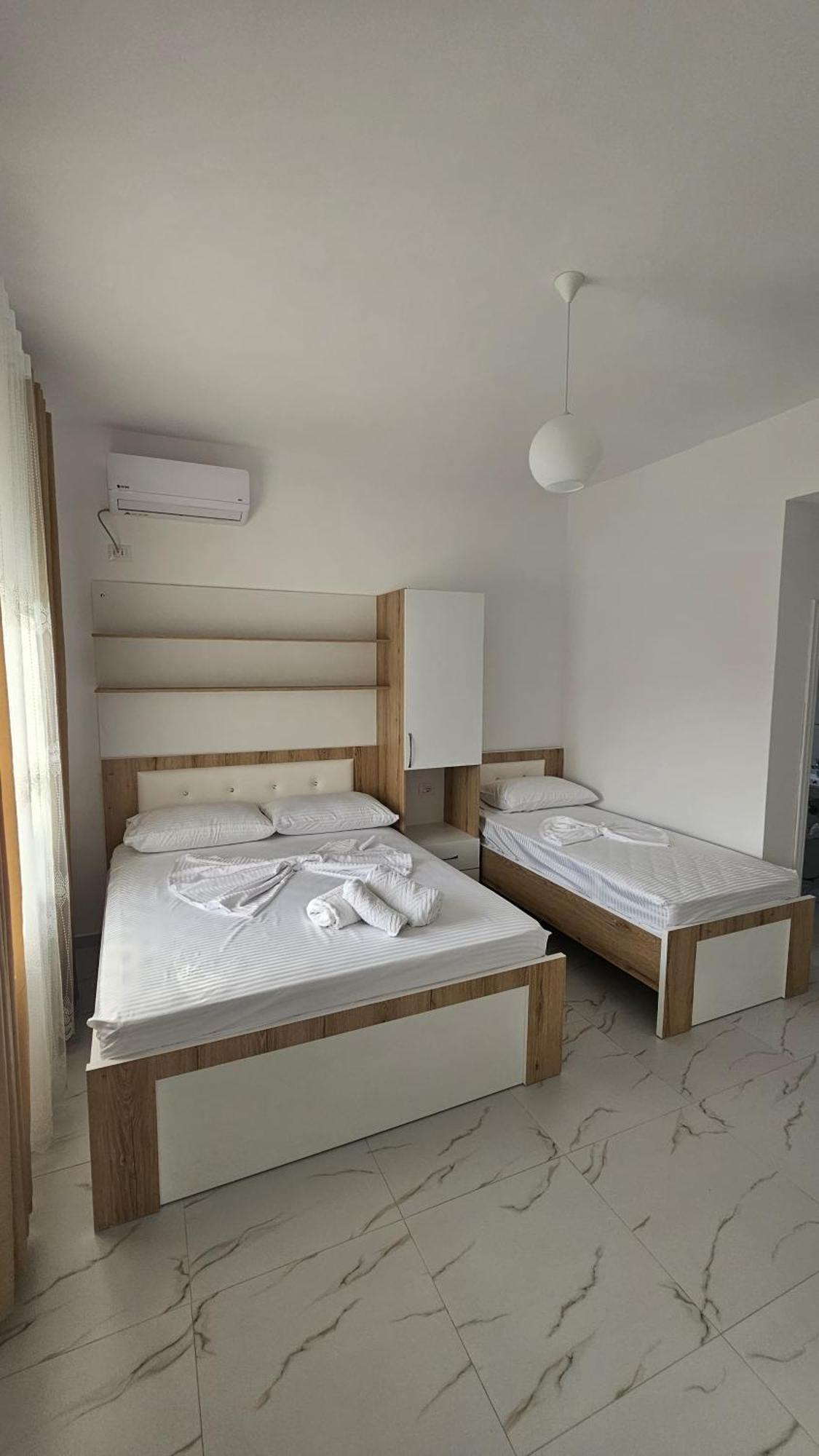 Vila Roan Vlorë Buitenkant foto