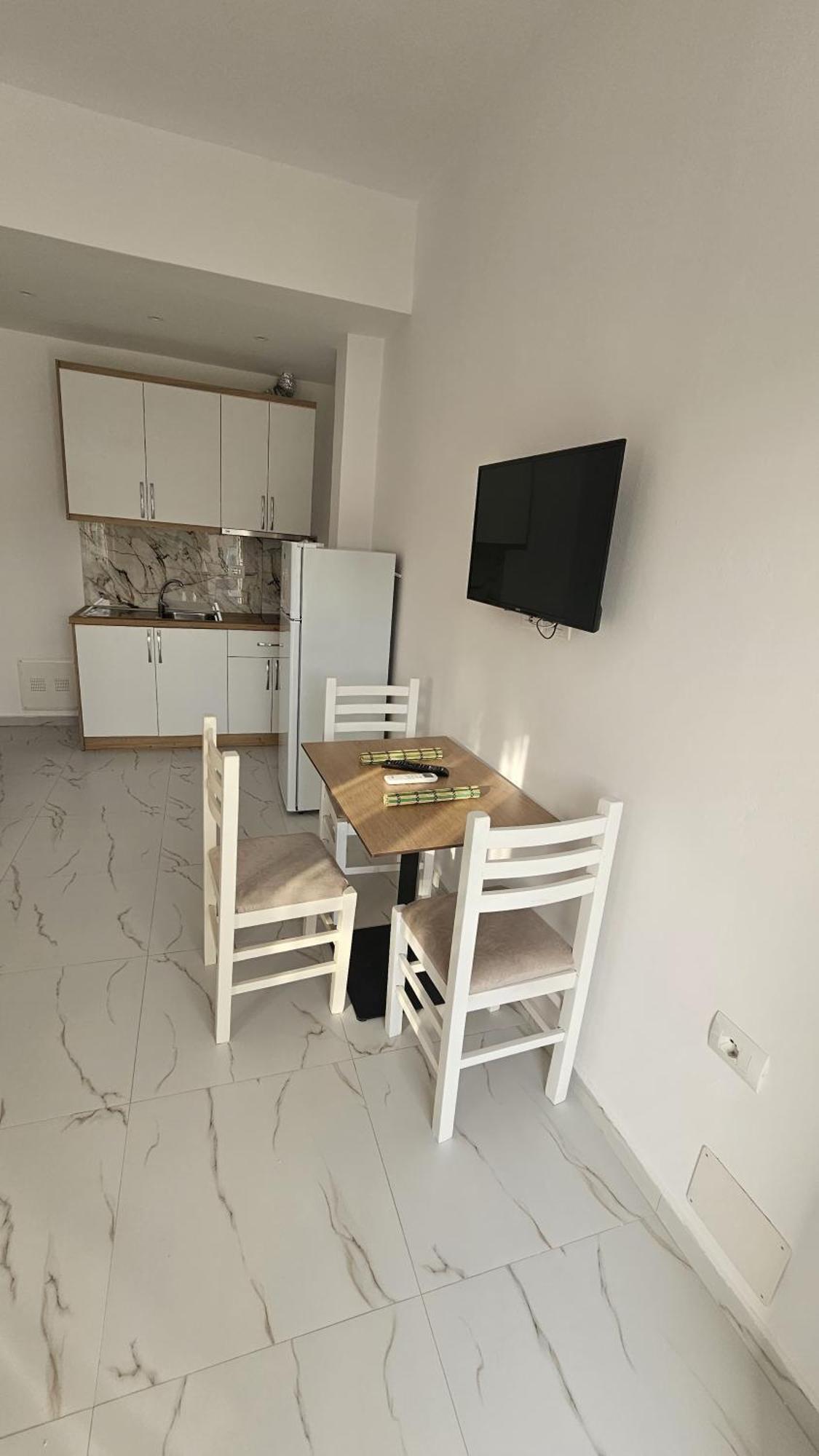 Vila Roan Vlorë Buitenkant foto
