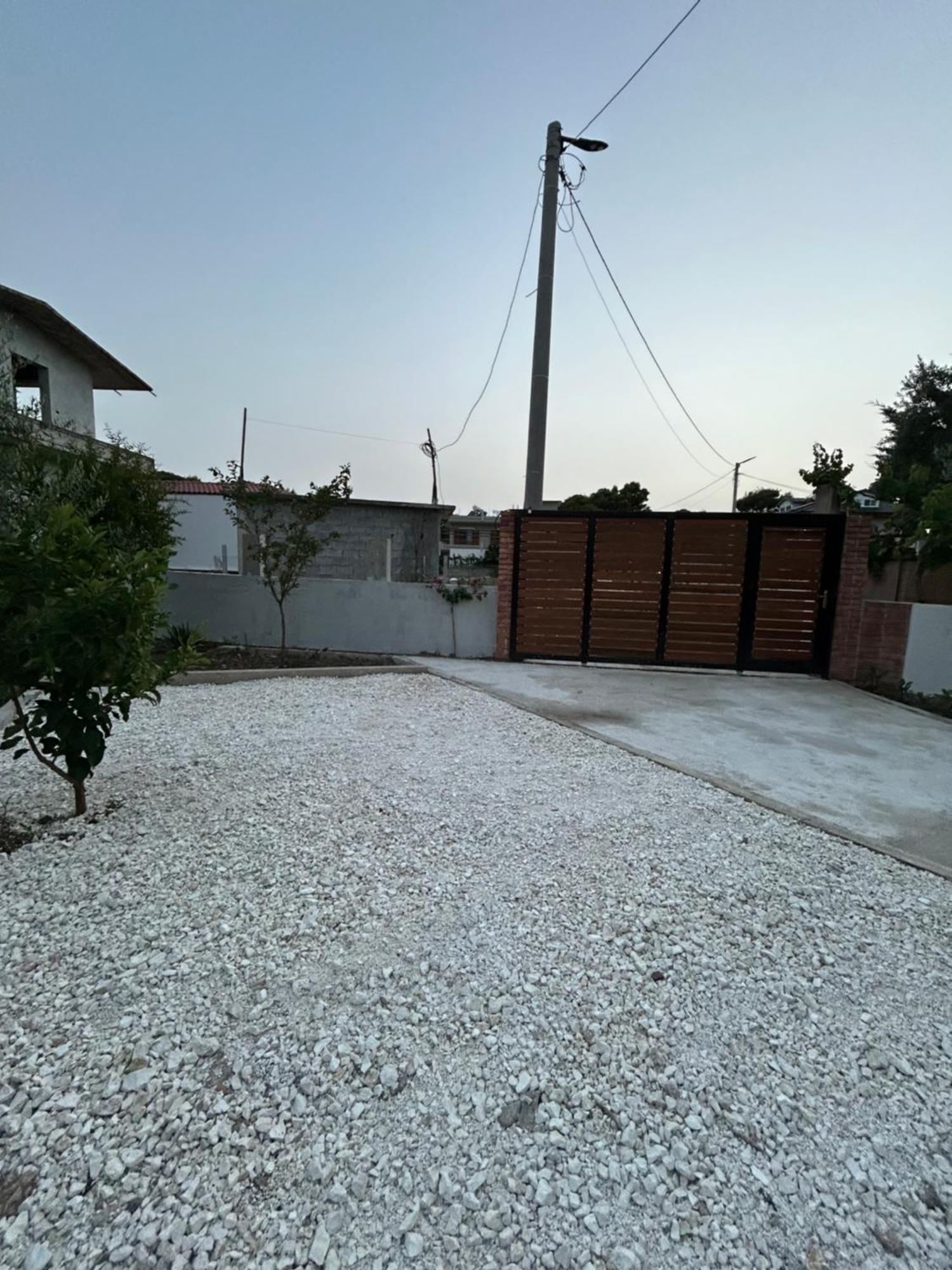 Vila Roan Vlorë Buitenkant foto