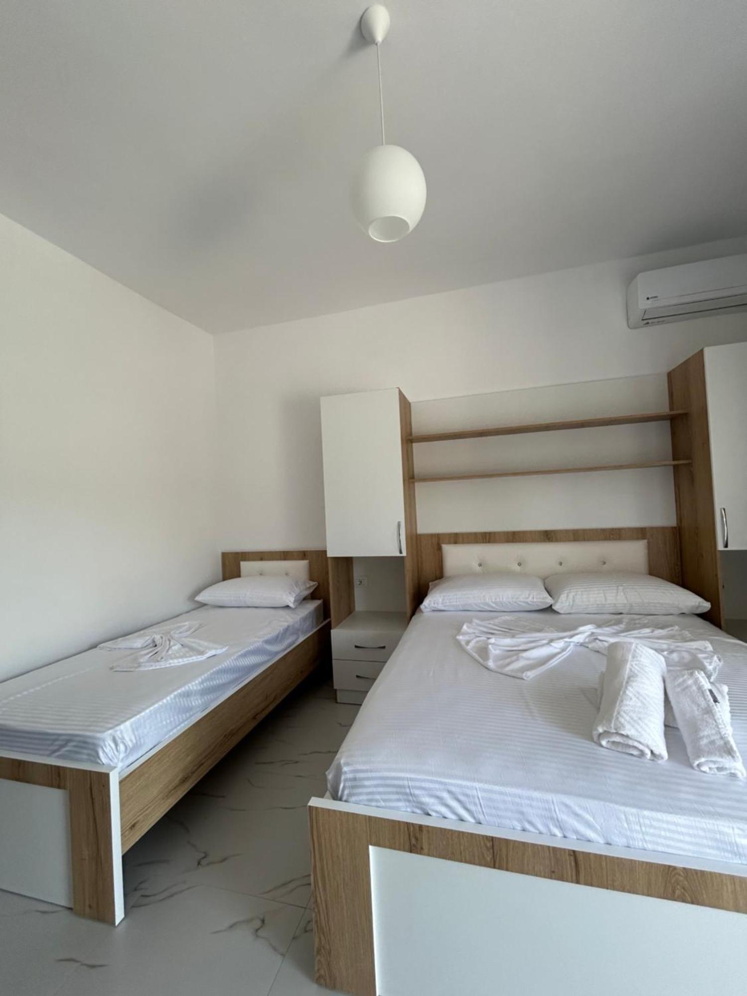 Vila Roan Vlorë Buitenkant foto