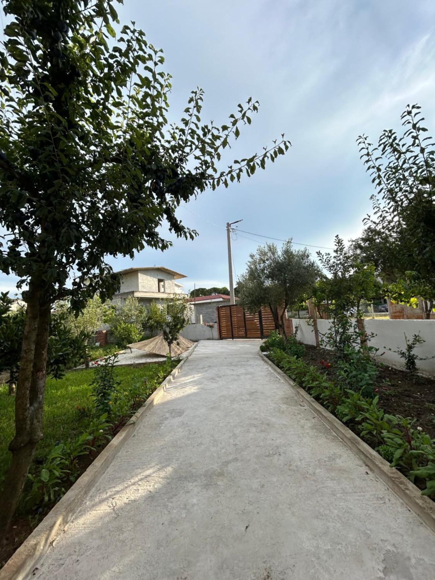 Vila Roan Vlorë Buitenkant foto