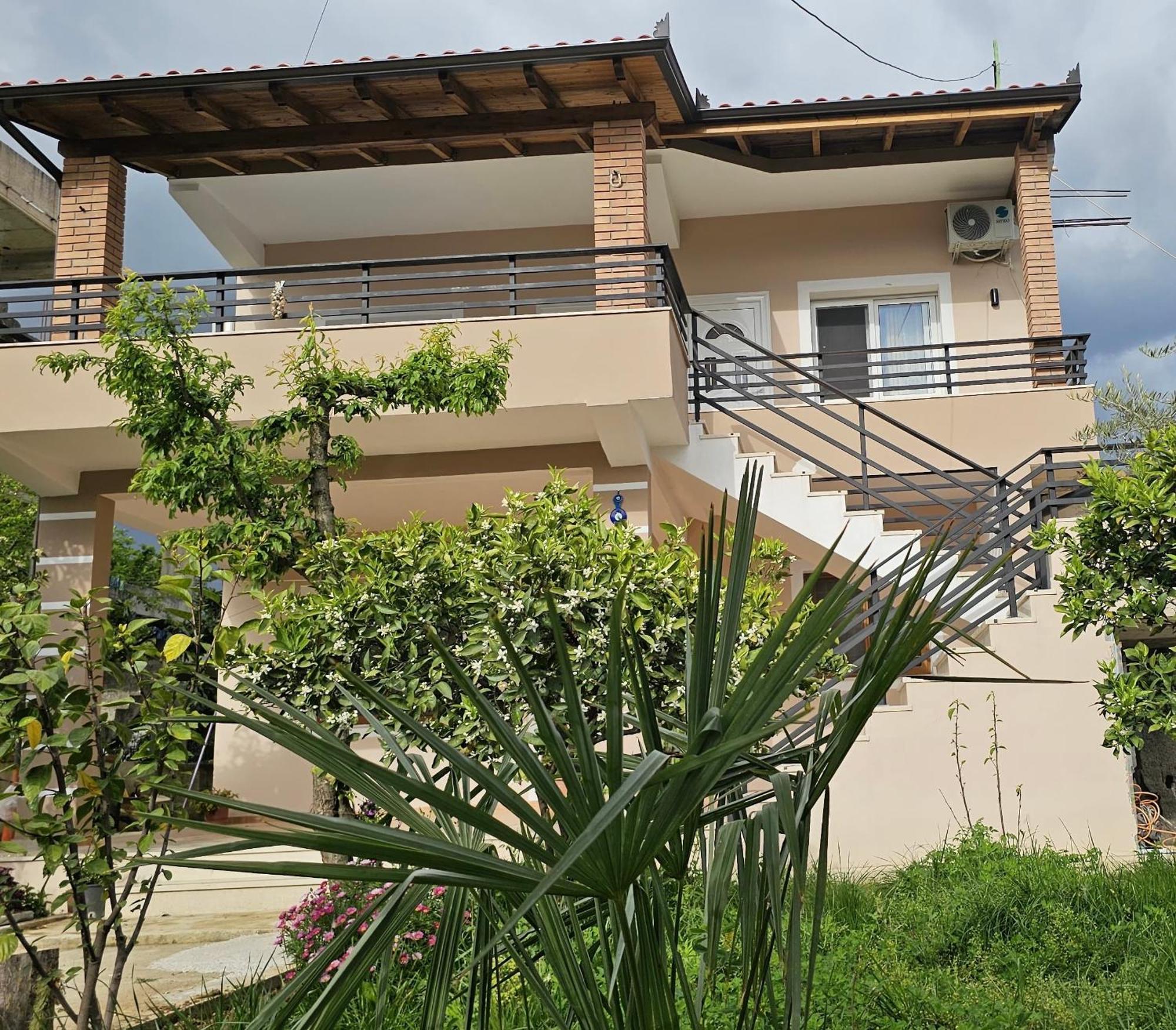 Vila Roan Vlorë Buitenkant foto
